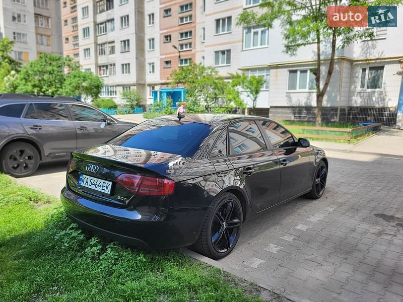 Седан Audi A4 2010 в Сумах