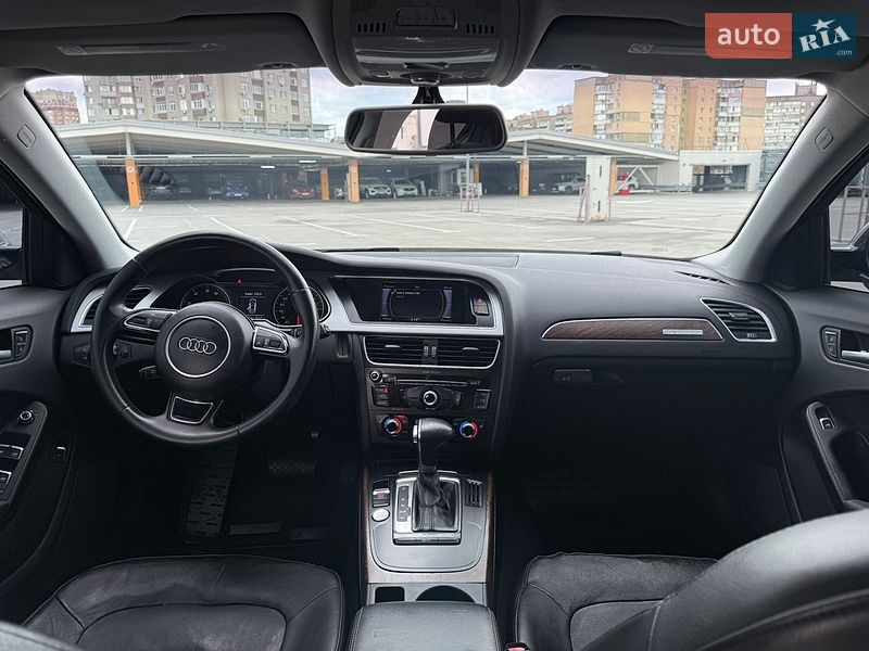 Седан Audi A4 2016 в Киеве