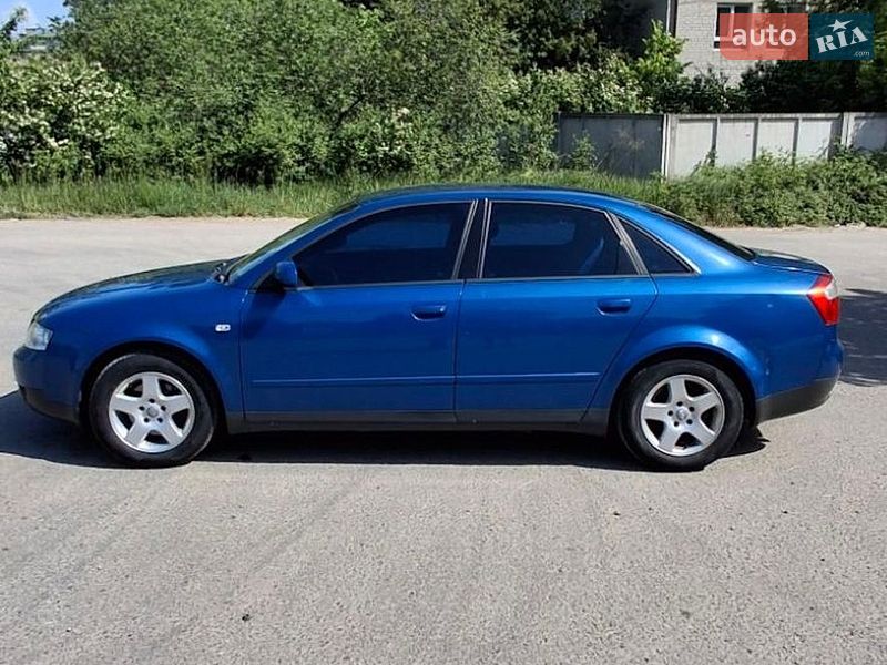 Седан Audi A4 2002 в Львові