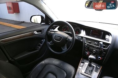 Седан Audi A4 2013 в Киеве