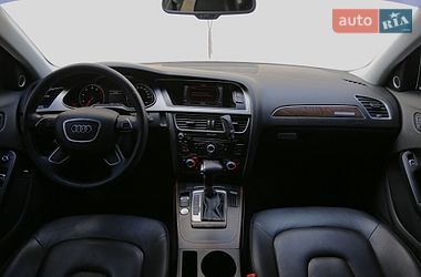 Седан Audi A4 2013 в Киеве