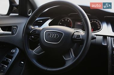 Седан Audi A4 2013 в Киеве
