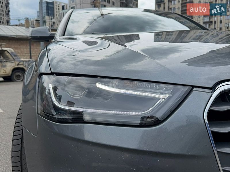 Седан Audi A4 2015 в Києві