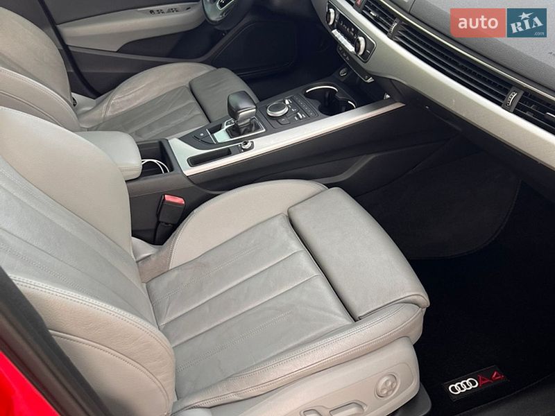 Седан Audi A4 2017 в Киеве