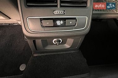 Седан Audi A4 2017 в Киеве