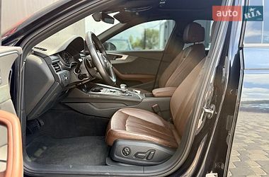 Седан Audi A4 2018 в Львові