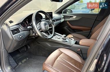Седан Audi A4 2018 в Львові