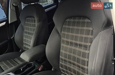 Седан Audi A4 2013 в Рахові
