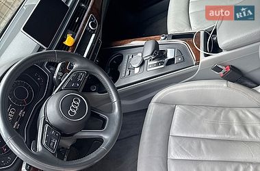 Седан Audi A4 2018 в Киеве