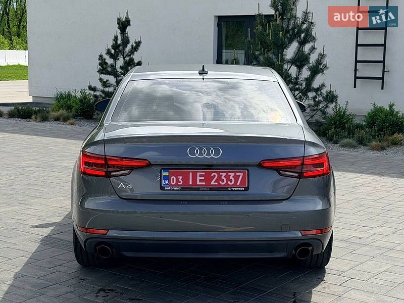 Седан Audi A4 2016 в Луцьку