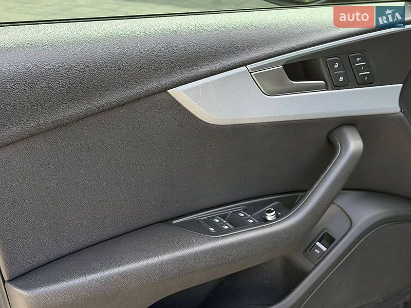 Седан Audi A4 2016 в Луцьку