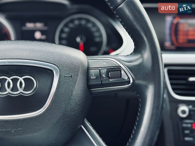 Седан Audi A4 2014 в Кременчуге