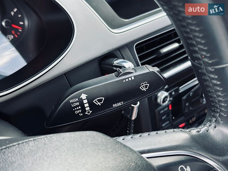 Седан Audi A4 2014 в Кременчуге