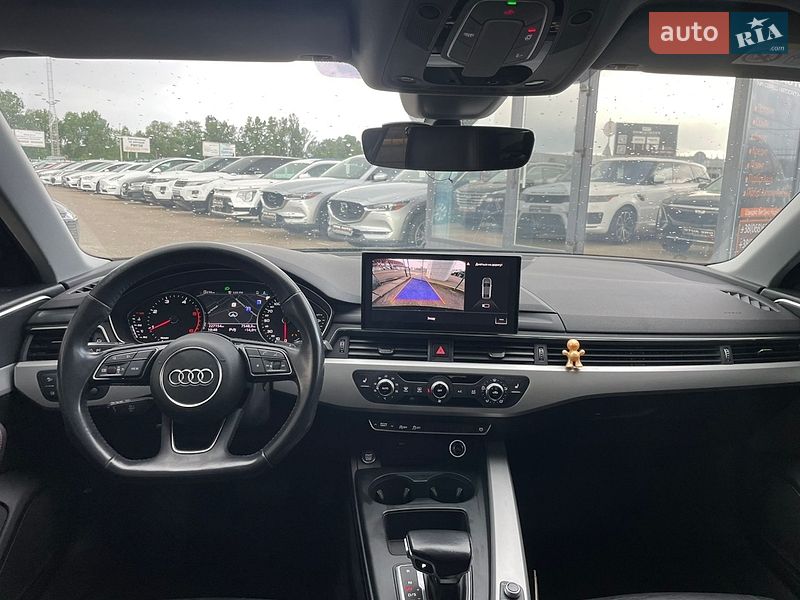 Седан Audi A4 2020 в Киеве