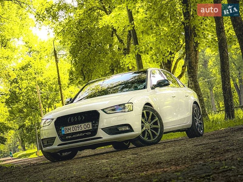 Седан Audi A4 2012 в Сумах