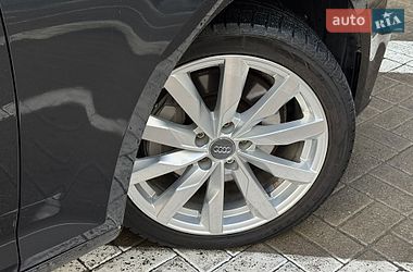 Седан Audi A4 2019 в Киеве