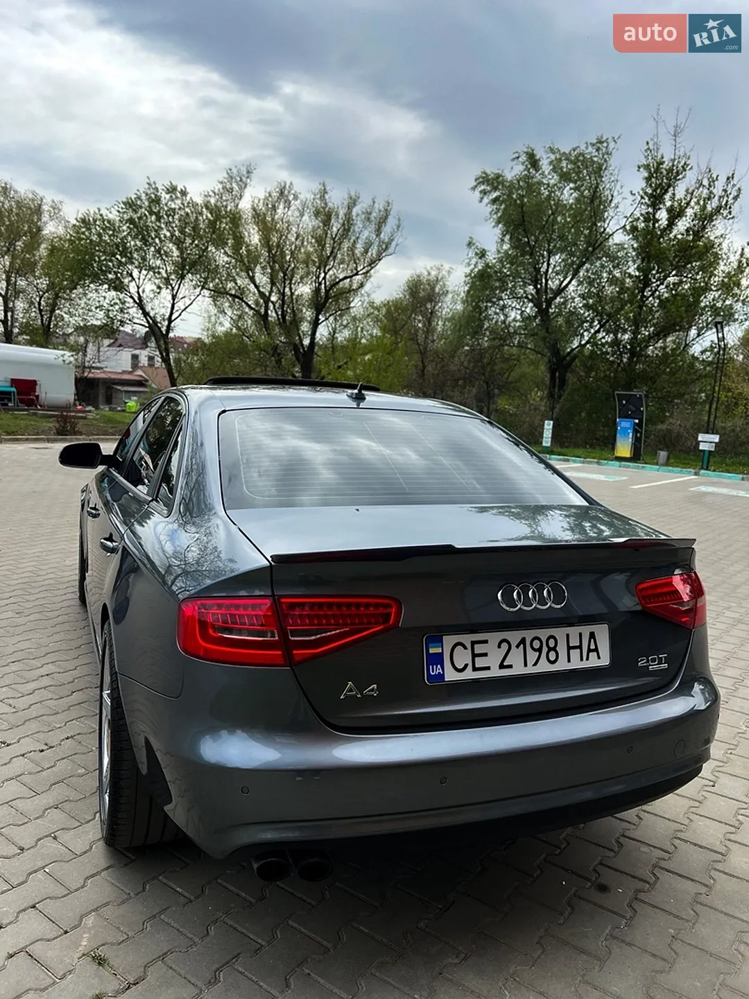 Audi A4 2012 VIN WAUBFCFL1DN005725 фото оголошення 7 з 27