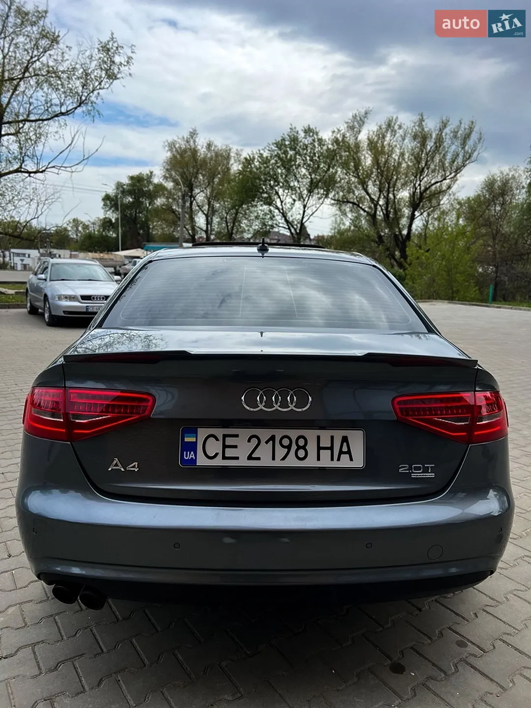 Audi A4 2012 VIN WAUBFCFL1DN005725 фото оголошення 8 з 27