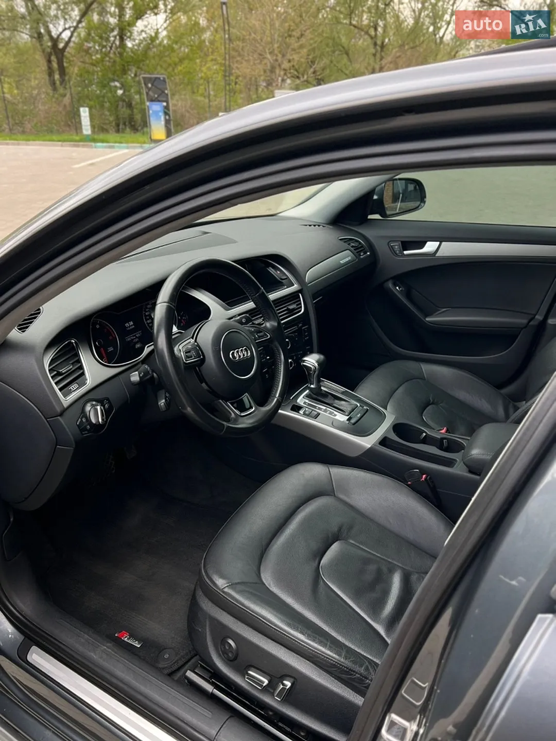 Audi A4 2012 VIN WAUBFCFL1DN005725 фото оголошення 19 з 27