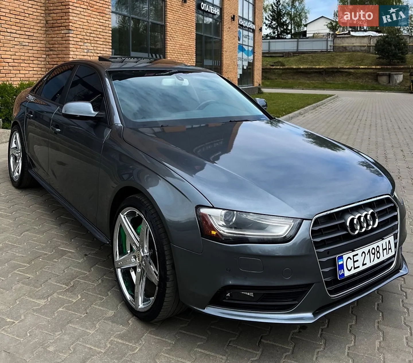 Audi A4 2012 VIN WAUBFCFL1DN005725 фото оголошення 23 з 27
