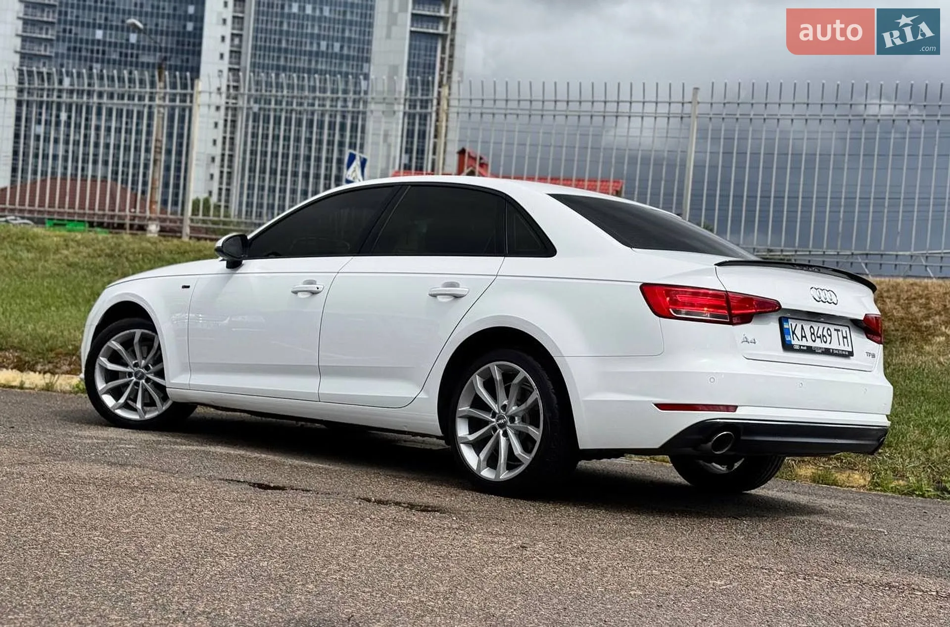 2015 Audi A4 - мініатюра 11