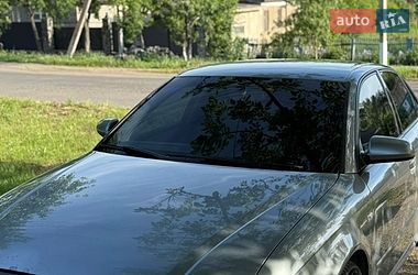 Седан Audi A4 2006 в Балті