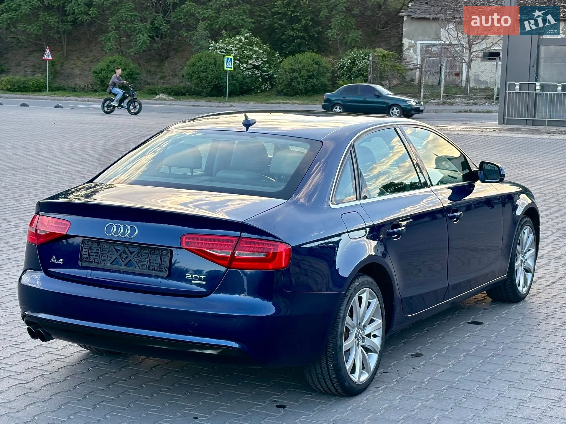 2012 Audi A4 - мініатюра 8