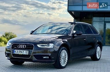 Універсал Audi A4 2015 в Чернівцях