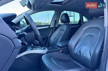 Седан Audi A4 2015 в Луцке