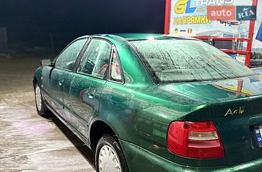 Седан Audi A4 1997 в Черновцах