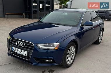 Седан Audi A4 2012 в Володимирі