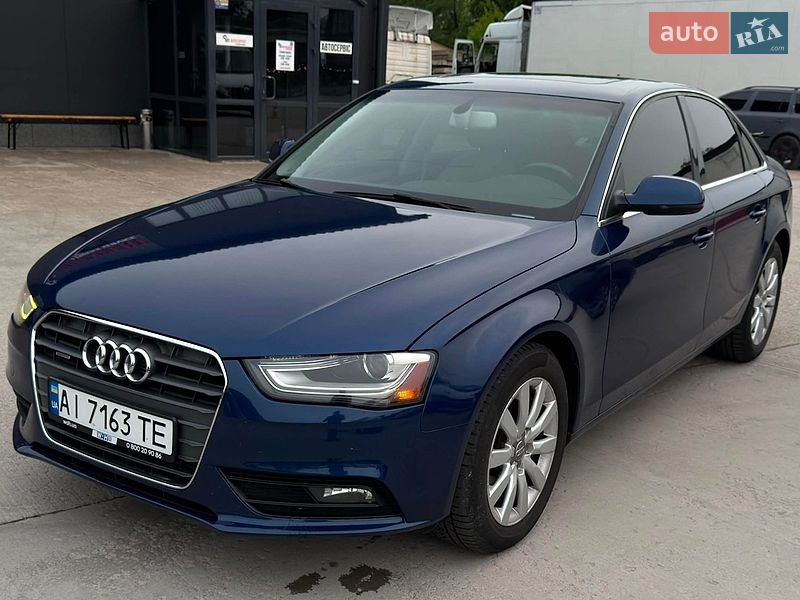 Седан Audi A4 2012 в Владимире