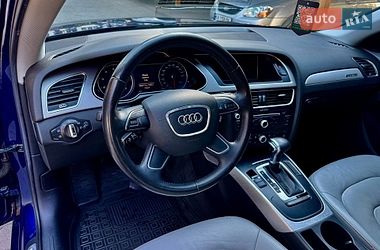 Седан Audi A4 2012 в Владимире