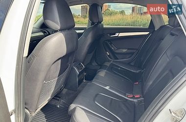 Седан Audi A4 2013 в Луцке
