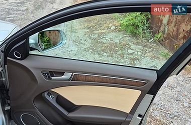 Седан Audi A4 2013 в Киеве