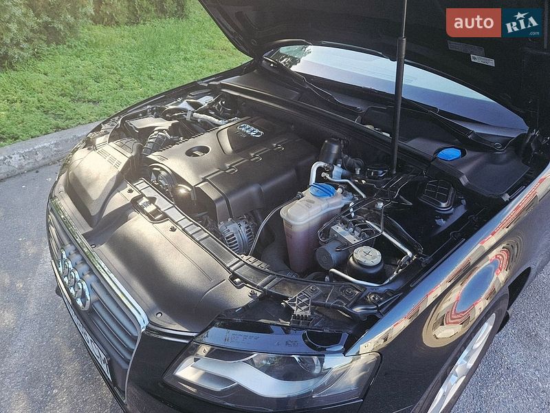 Седан Audi A4 2008 в Запоріжжі