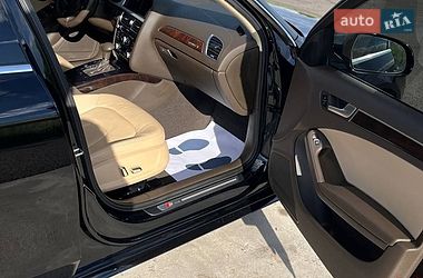 Седан Audi A4 2015 в Ковелі