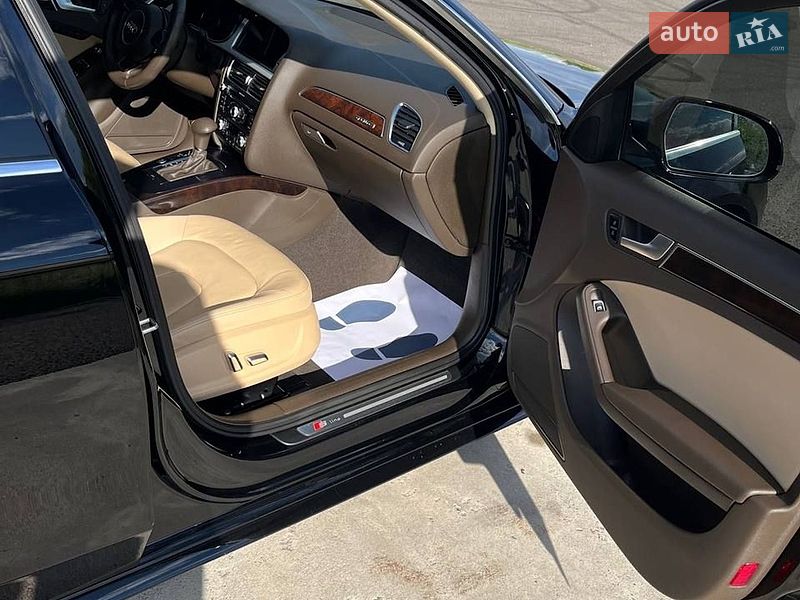 Седан Audi A4 2015 в Ковелі