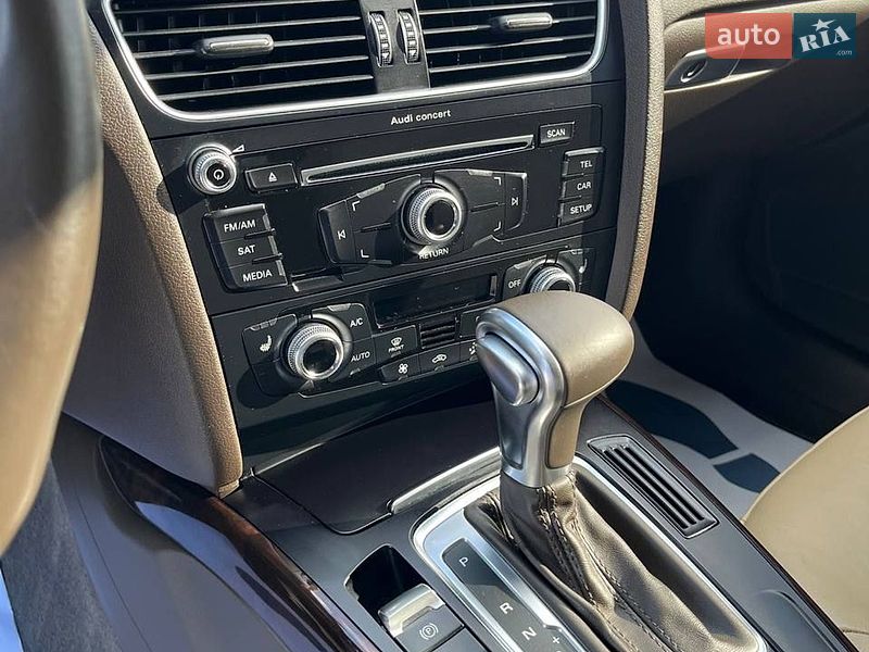 Седан Audi A4 2015 в Ковелі