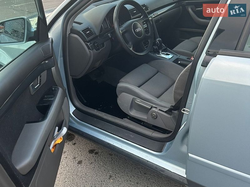 Седан Audi A4 2001 в Луцьку