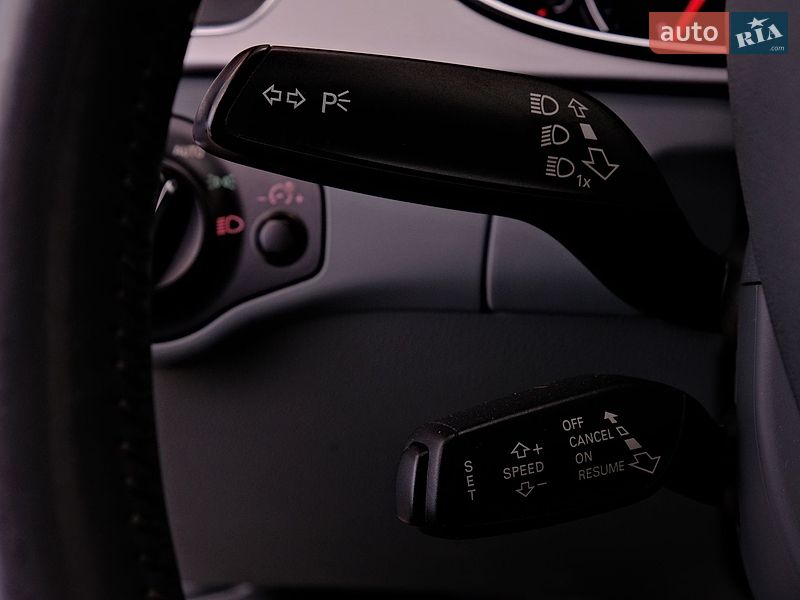 Седан Audi A4 2013 в Одессе