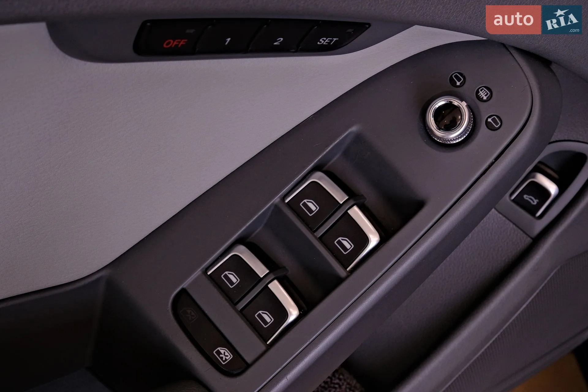 2013 Audi A4 - мініатюра 23