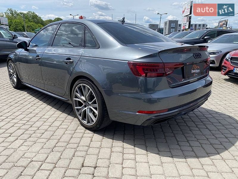 Седан Audi A4 2019 в Львове
