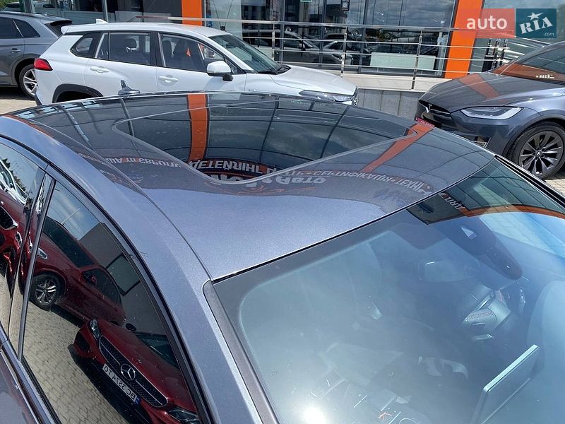 Седан Audi A4 2019 в Львове