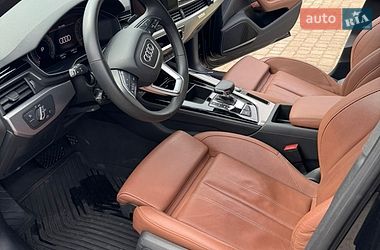 Седан Audi A4 2022 в Львові