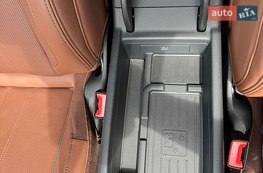 Седан Audi A4 2022 в Львові