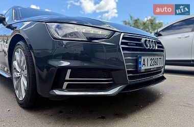 Седан Audi A4 2018 в Києві