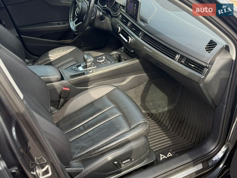 Седан Audi A4 2018 в Києві