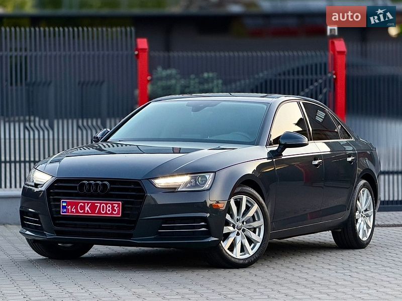 Седан Audi A4 2017 в Львове