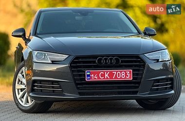 Седан Audi A4 2017 в Львове